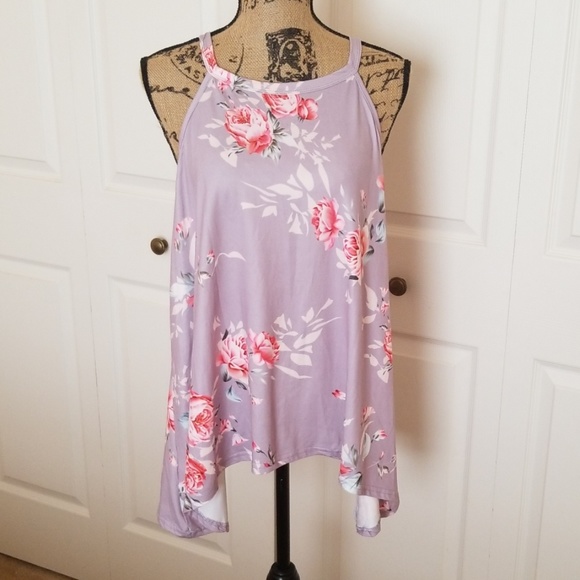 boutique Tops - 🌺 Beautiful Boutique Tank